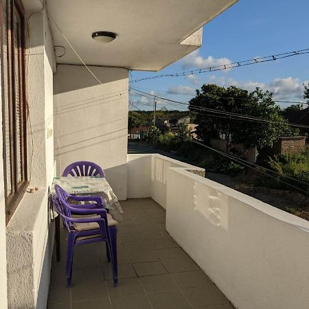 Цвета Hotel Sinemoretz Bagian luar foto