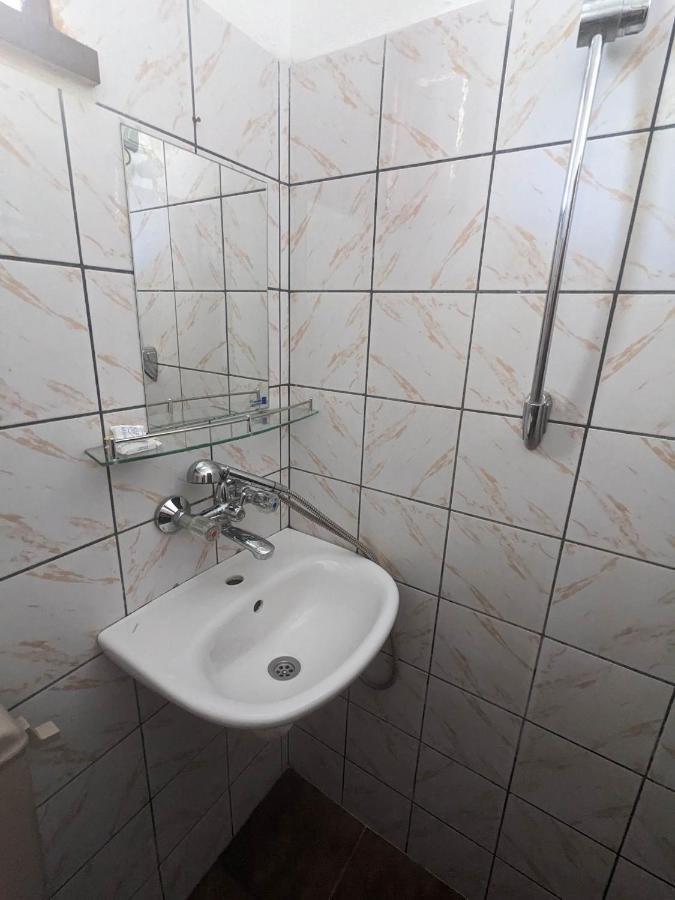 Цвета Hotel Sinemoretz Ruang foto