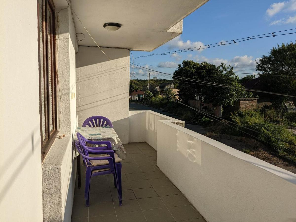 Цвета Hotel Sinemoretz Bagian luar foto